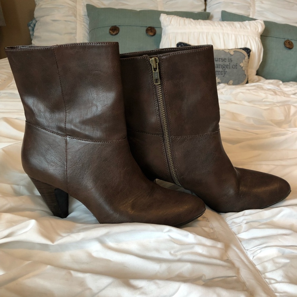 Brown Sam & Libby booties